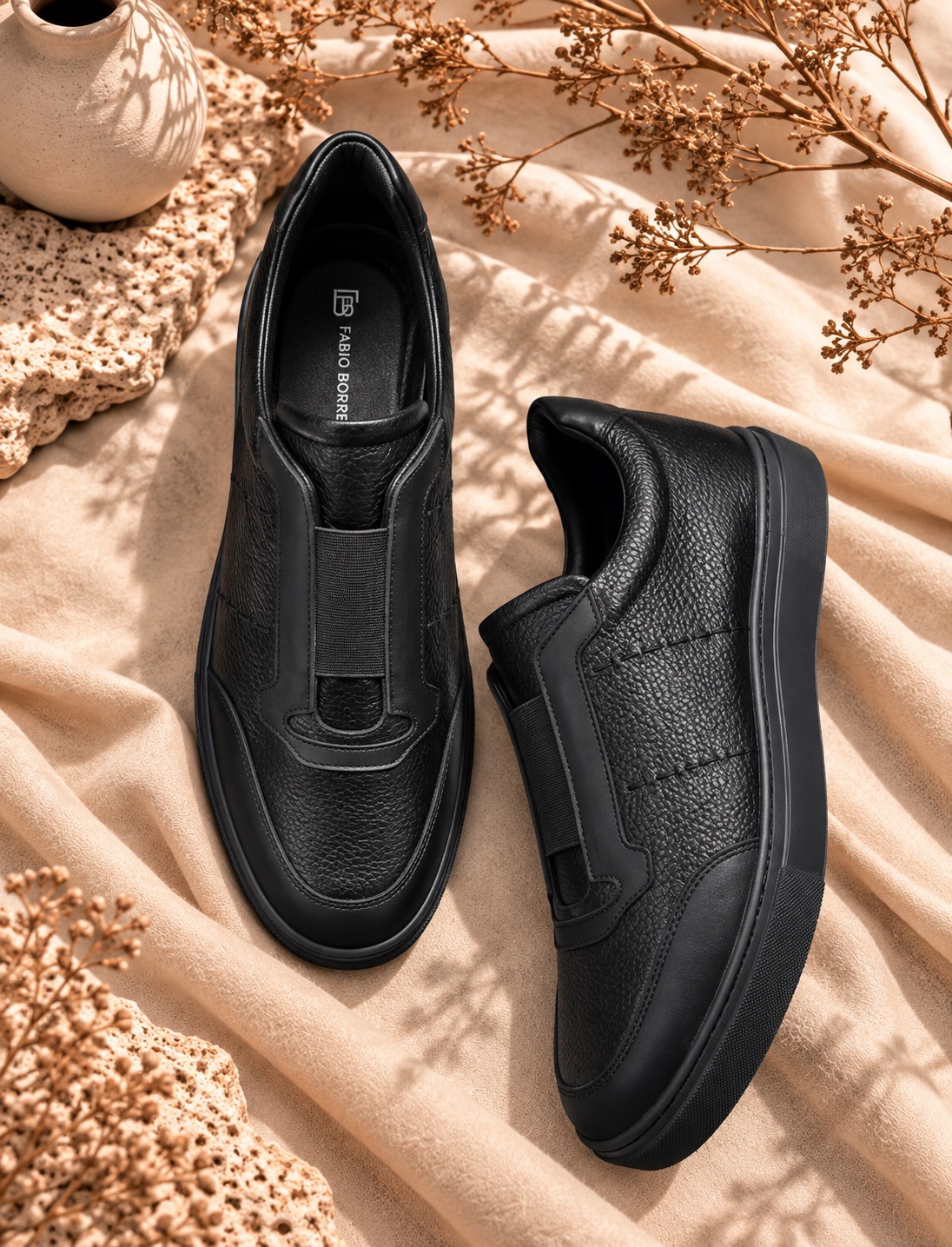 Qara elastik sneaker